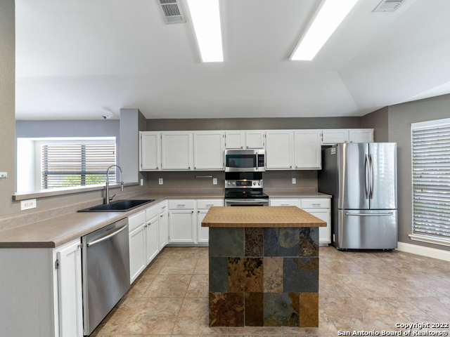 9807 Sandie Property Photo 15