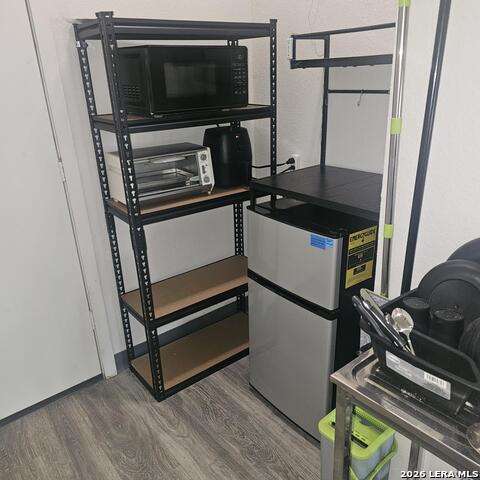 1211 Gladstone Property Photo 6