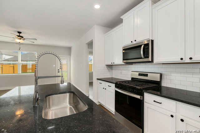 6622 Thorpe Hollow Property Photo 7