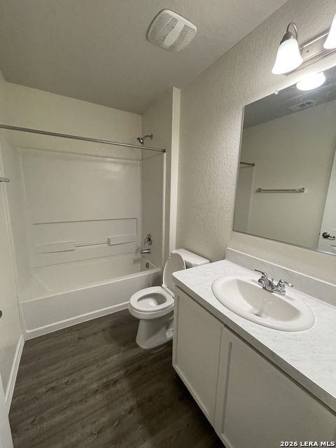 6531 Hazy Glen Property Photo 11