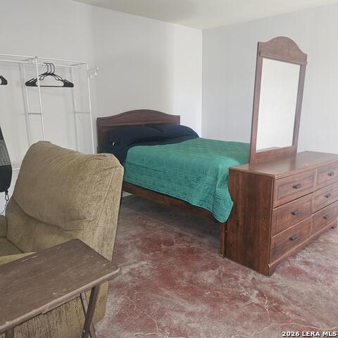 1211 Gladstone Property Photo 2