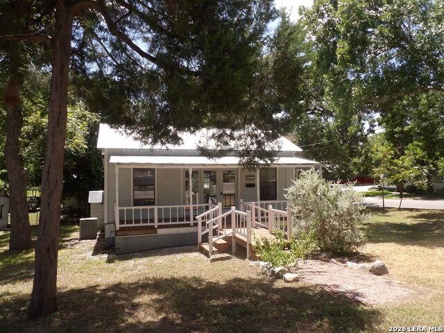 493 W Jahn St Property Photo 1