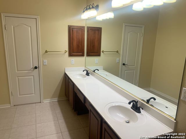 4410 Shavano Cross Property Photo 14