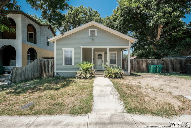 207 Hill St Property Photo 1