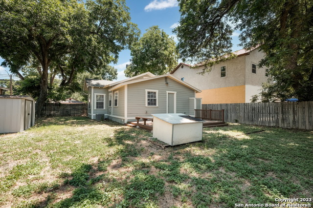 207 Hill St Property Photo 18