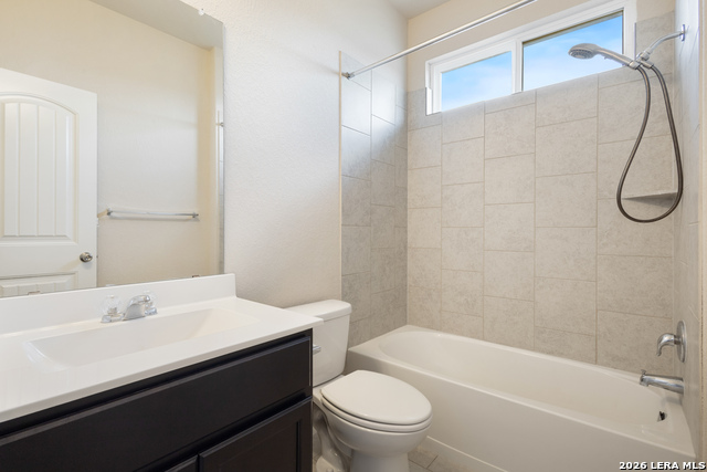 2185 Keystone Dr Property Photo 6