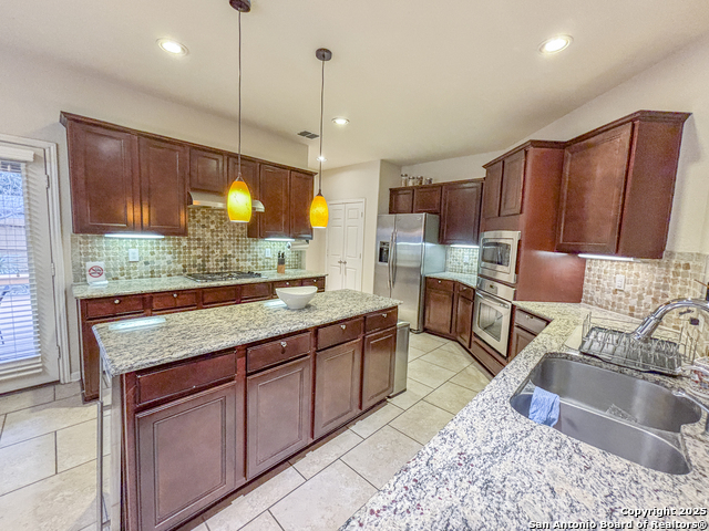25010 Buttermilk Ln Property Photo 16