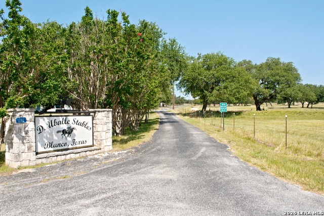 1282 Kendalia Rd Property Photo 2