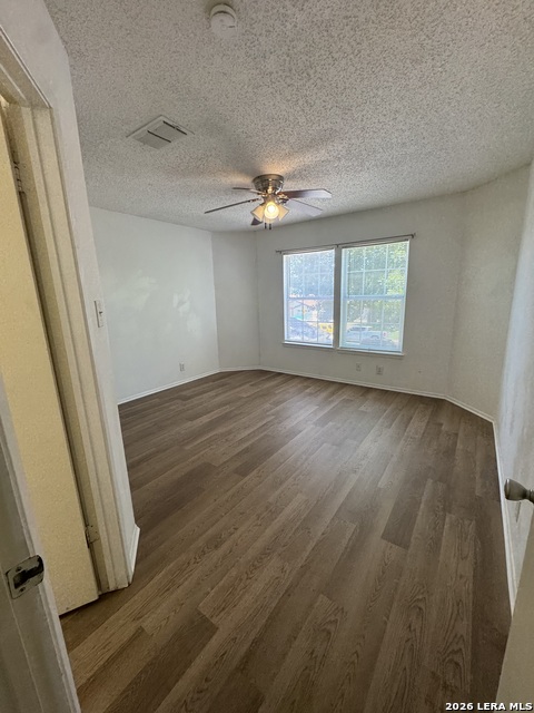 11719 Spring Ridge Dr Property Photo 9