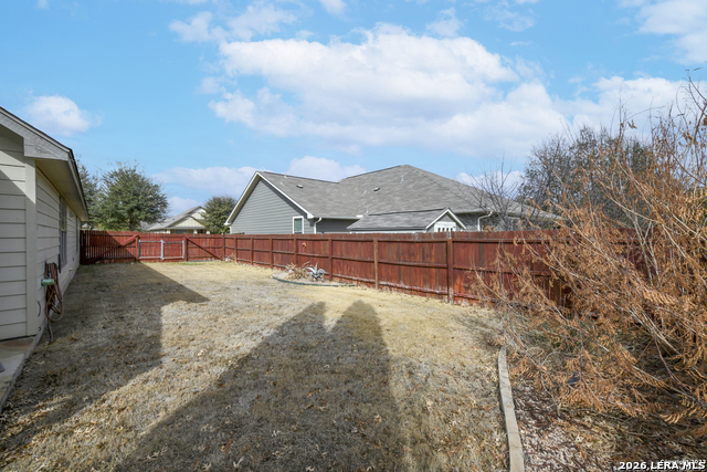 842 Wall Property Photo 21