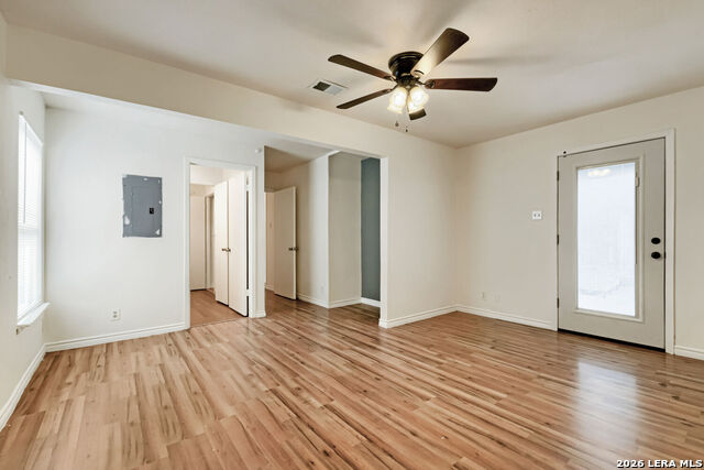8106 Windlake Dr. Property Photo 10