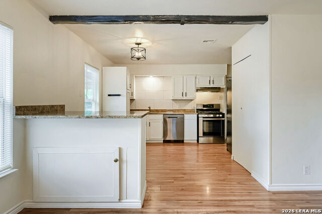 8106 Windlake Dr. Property Photo 12