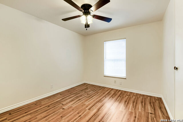 8106 Windlake Dr. Property Photo 20
