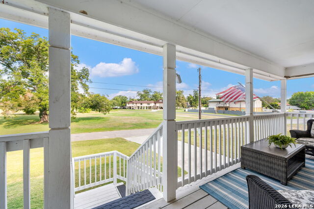 34 River Oak Property Photo 11