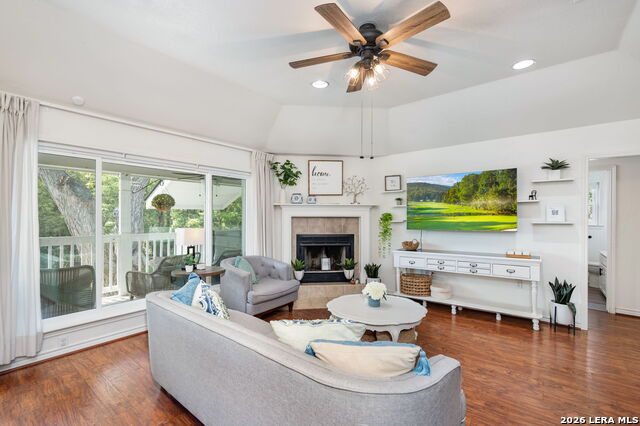 34 River Oak Property Photo 14