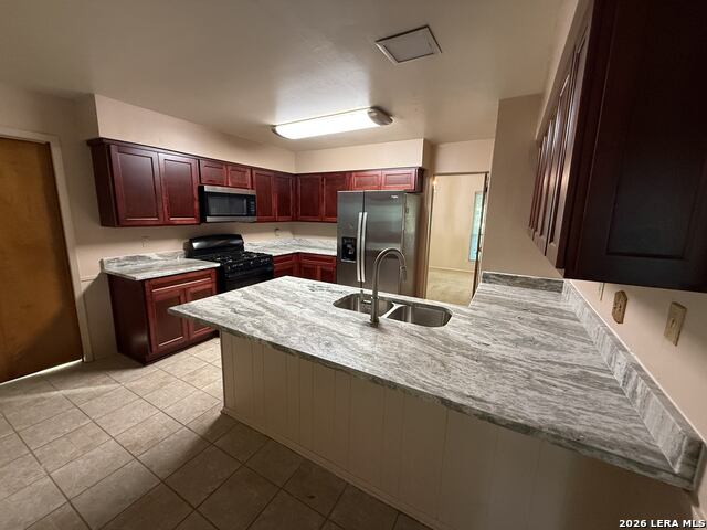6022 Royal Pt Property Photo 6