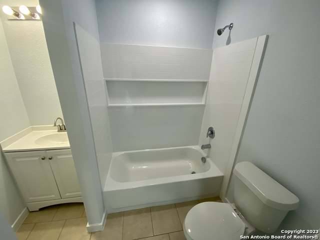 1632 S Hamilton St Property Photo 5