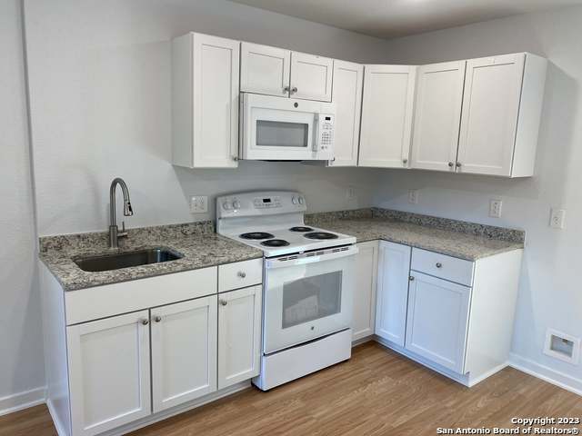 1632 S Hamilton St Property Photo 9
