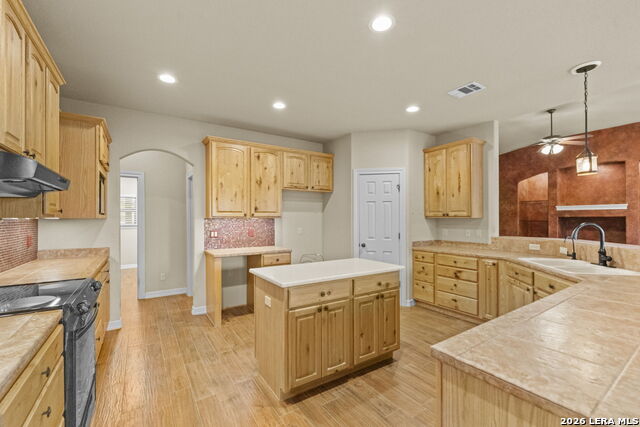 49 Auburn Rdg Property Photo 19