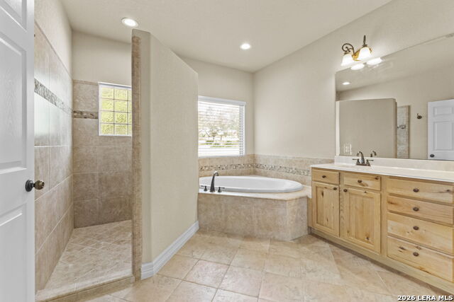 49 Auburn Rdg Property Photo 40