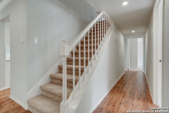 1117 White Pine Property Photo 5