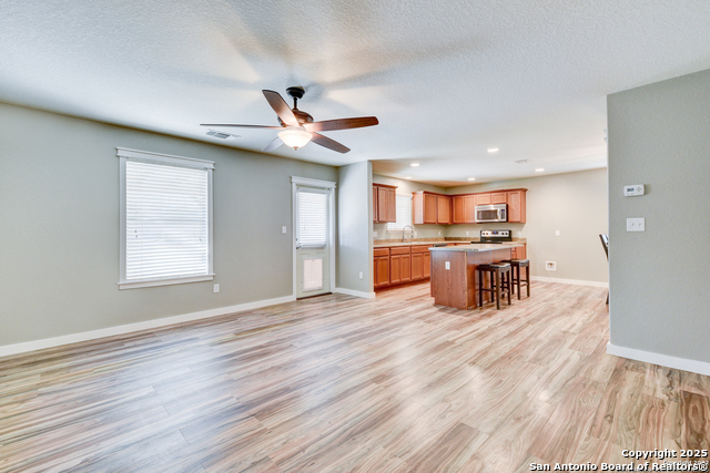 428 Auburn Park Property Photo 4