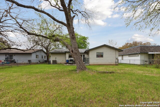 312 Lori Lynn Dr Property Photo 30