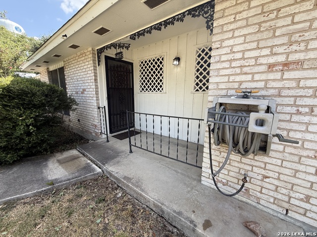 4102 Kirby Dr Property Photo 3