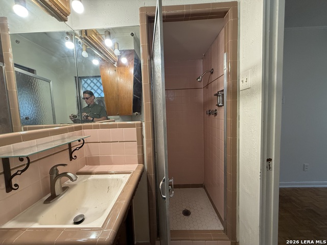 4102 Kirby Dr Property Photo 15