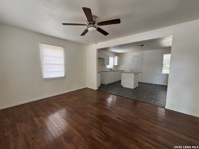 1319 Keats Property Photo 4