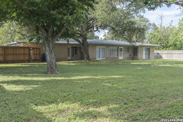 310 Pfeil Property Photo 1