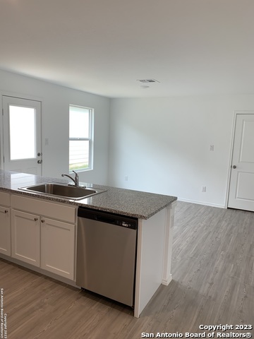 20314 Andesine Rdg Property Photo 9
