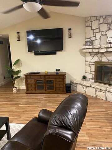 5614 Champions Hill Property Photo 2