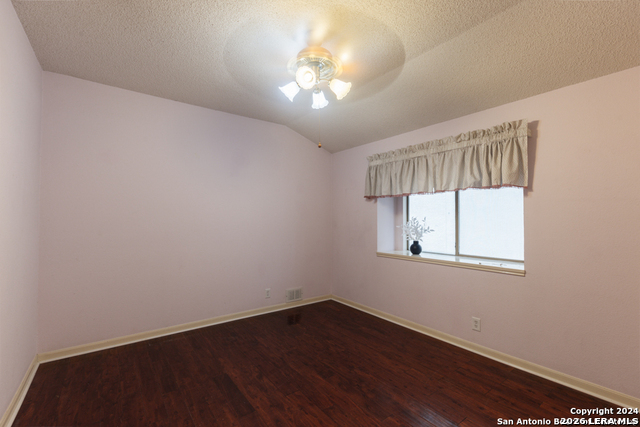 6512 Buffalo Hls Property Photo 14