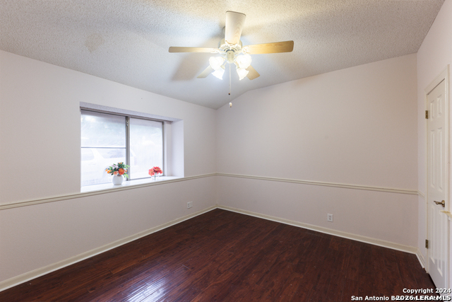 6512 Buffalo Hls Property Photo 17
