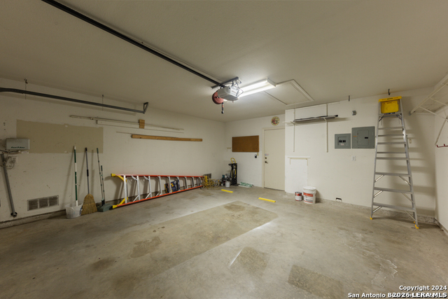 6512 Buffalo Hls Property Photo 28