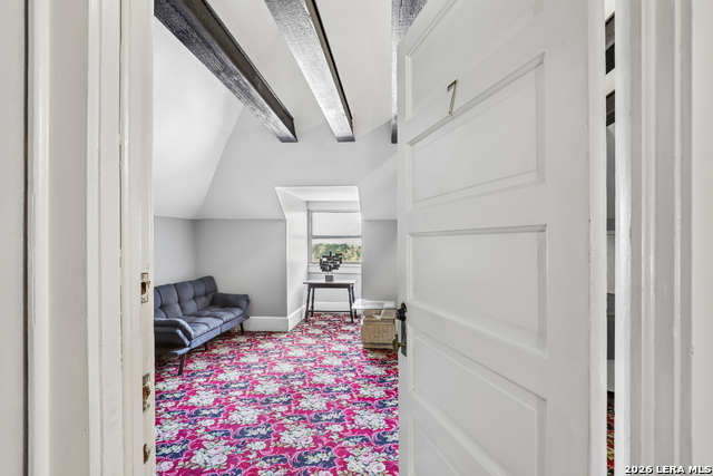 421 Howard St Property Photo 15