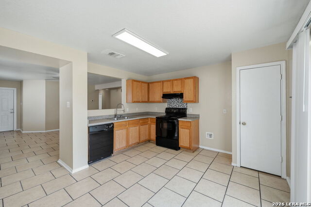 7347 Booker Bay Property Photo 6