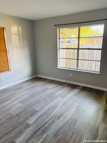 1704 N Washington Property Photo 3