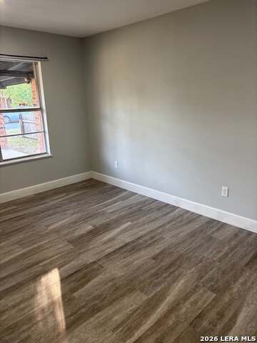 1704 N Washington Property Photo 4