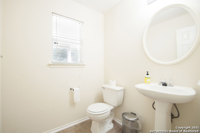 10106 Cedarcliff Property Photo 9