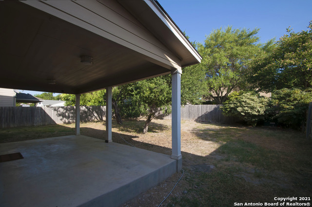 10106 Cedarcliff Property Photo 17