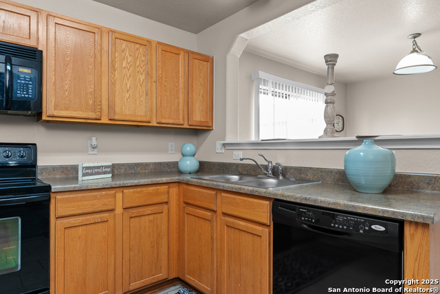 9222 Pacific Maple Property Photo 12
