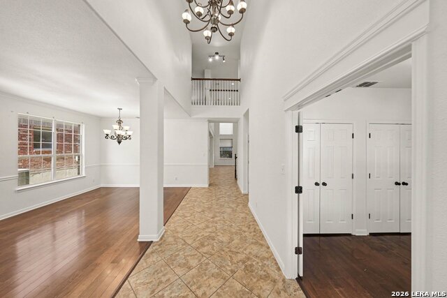 623 Midway Crst Property Photo 11