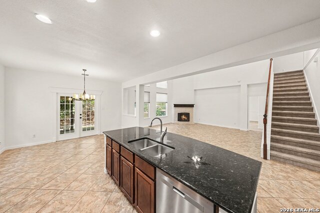 623 Midway Crst Property Photo 15