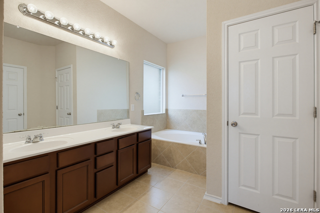 12602 Red Maple Property Photo 24