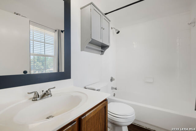 5635 Midcrown Dr Property Photo 24