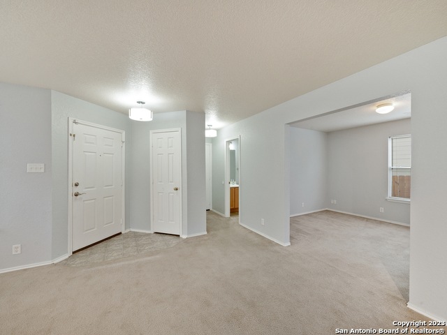 2527 Butterfly Bay Property Photo 6