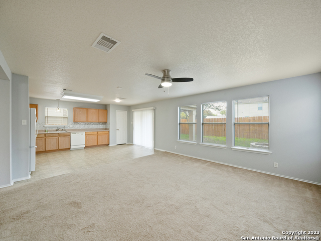 2527 Butterfly Bay Property Photo 8