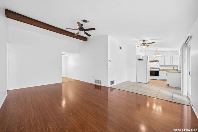 7713 Narrow Pass Property Photo 6